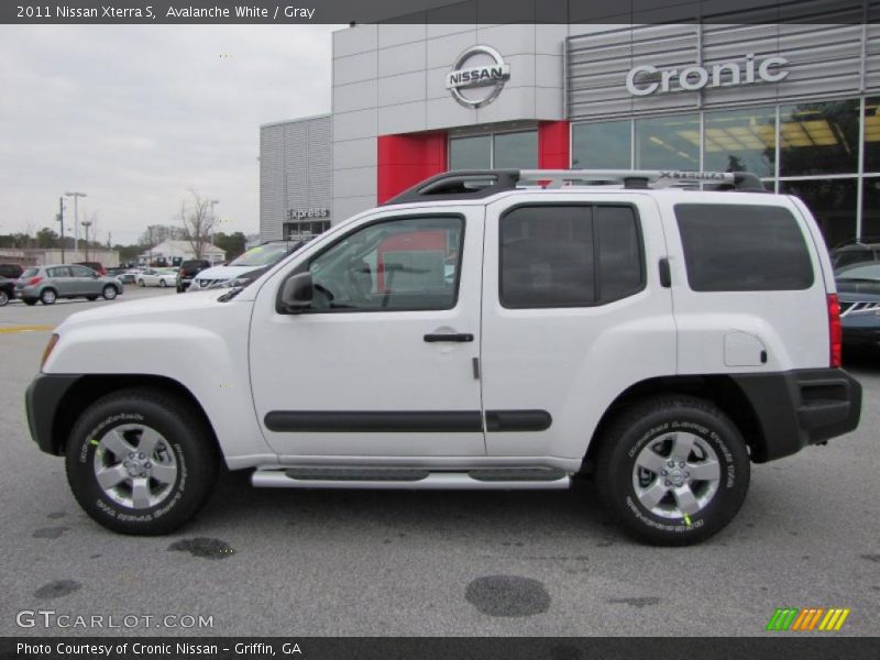 Avalanche White / Gray 2011 Nissan Xterra S