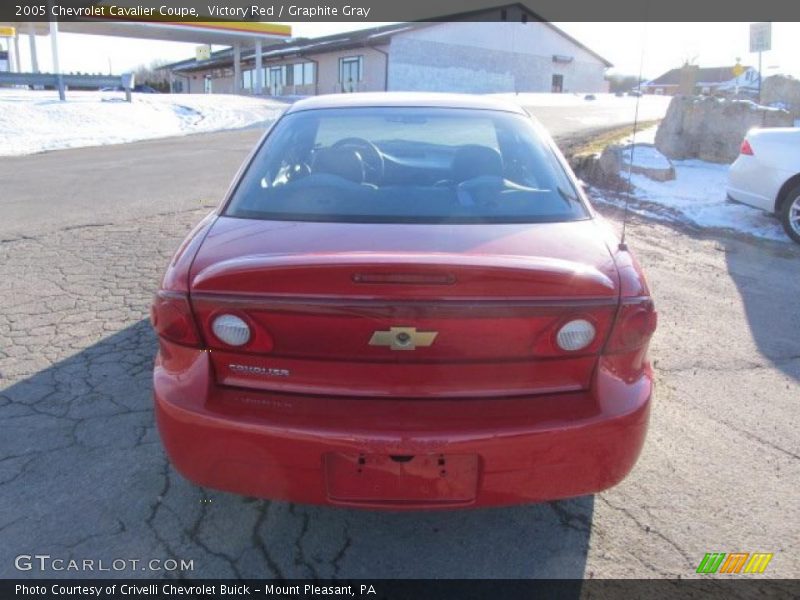Victory Red / Graphite Gray 2005 Chevrolet Cavalier Coupe