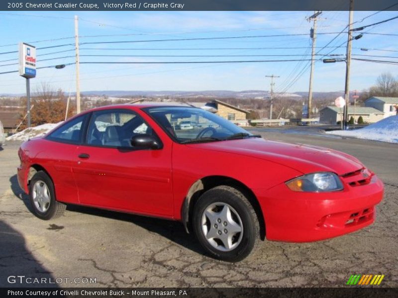 Victory Red / Graphite Gray 2005 Chevrolet Cavalier Coupe
