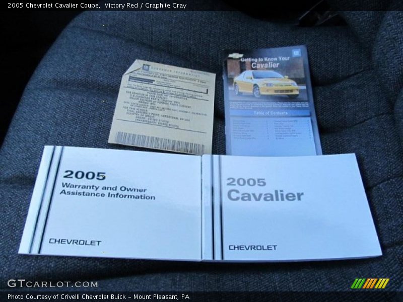 Victory Red / Graphite Gray 2005 Chevrolet Cavalier Coupe