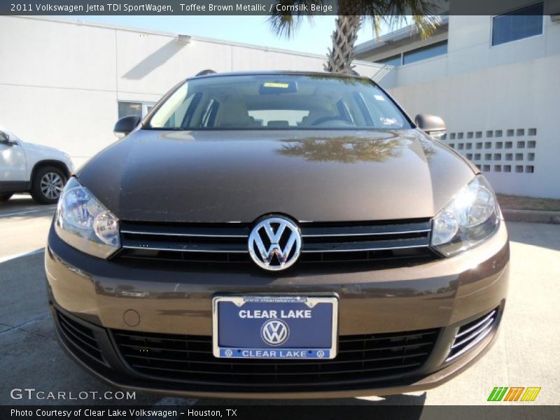 Toffee Brown Metallic / Cornsilk Beige 2011 Volkswagen Jetta TDI SportWagen