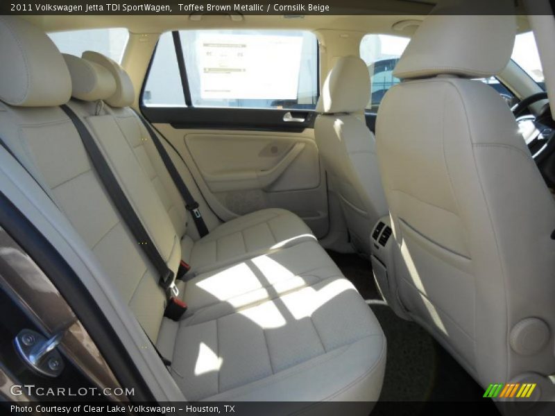 Toffee Brown Metallic / Cornsilk Beige 2011 Volkswagen Jetta TDI SportWagen