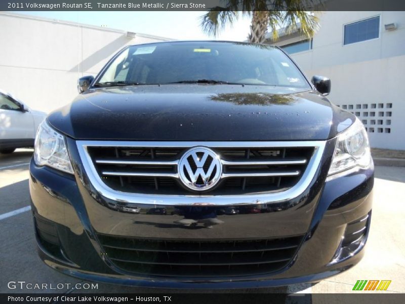 Tanzanite Blue Metallic / Sierra Stone 2011 Volkswagen Routan SE