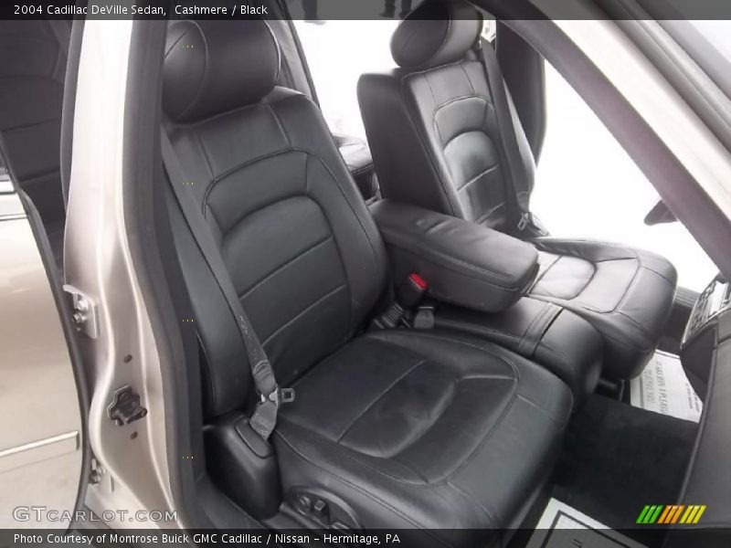 Cashmere / Black 2004 Cadillac DeVille Sedan