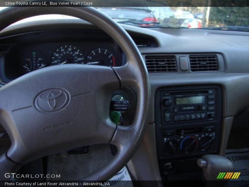 Blue Velvet Pearl / Sage 1999 Toyota Camry LE