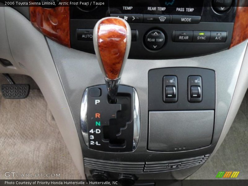 Arctic Frost Pearl / Taupe 2006 Toyota Sienna Limited
