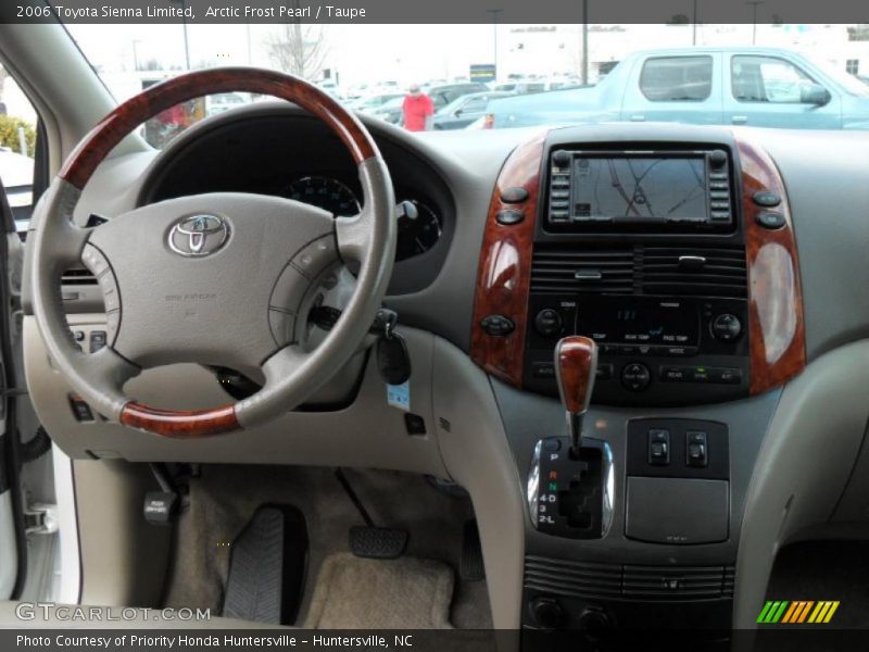 Arctic Frost Pearl / Taupe 2006 Toyota Sienna Limited