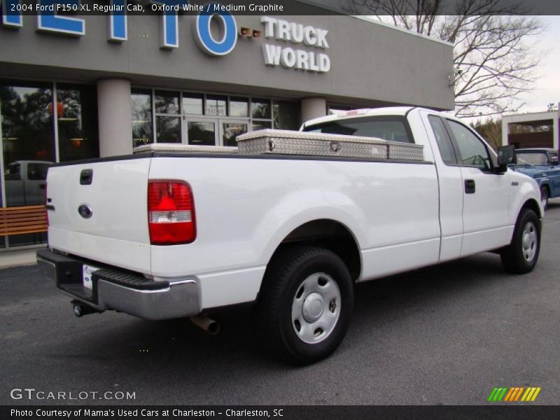 Oxford White / Medium Graphite 2004 Ford F150 XL Regular Cab