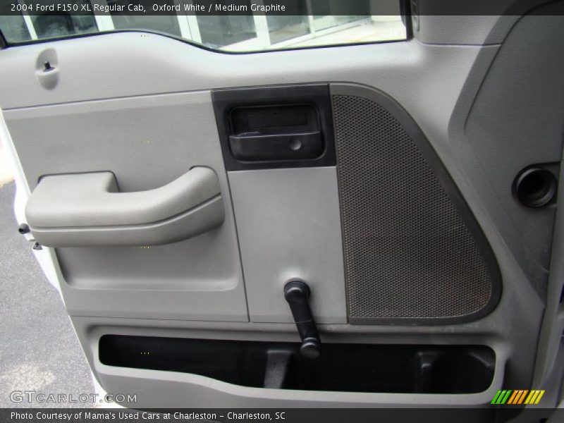 Oxford White / Medium Graphite 2004 Ford F150 XL Regular Cab