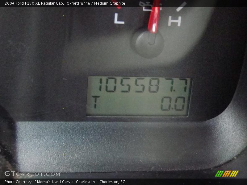 Oxford White / Medium Graphite 2004 Ford F150 XL Regular Cab