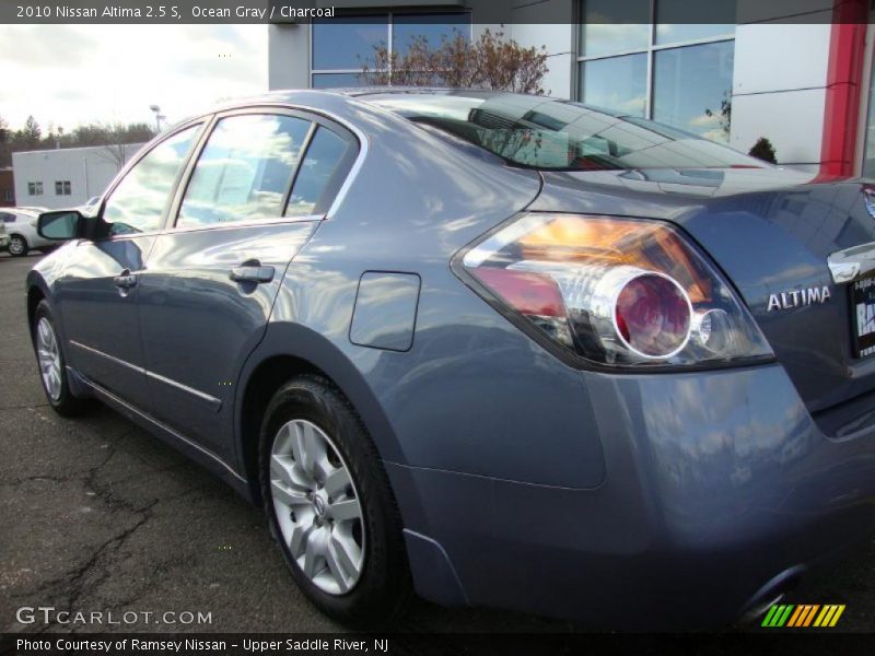 Ocean Gray / Charcoal 2010 Nissan Altima 2.5 S