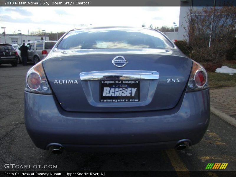 Ocean Gray / Charcoal 2010 Nissan Altima 2.5 S