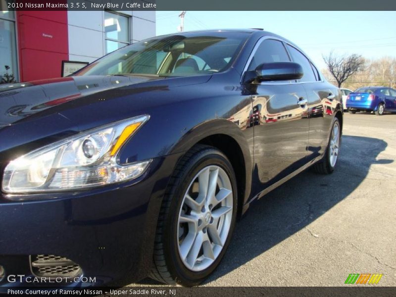 Navy Blue / Caffe Latte 2010 Nissan Maxima 3.5 S