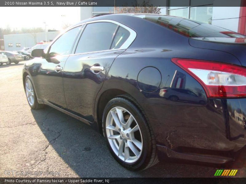 Navy Blue / Caffe Latte 2010 Nissan Maxima 3.5 S