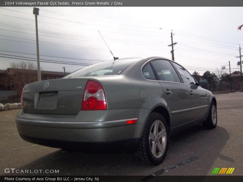 Fresco Green Metallic / Grey 2004 Volkswagen Passat GLX Sedan