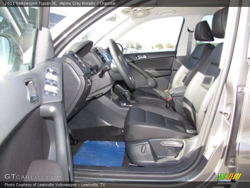 Alpine Gray Metallic / Charcoal 2011 Volkswagen Tiguan SE