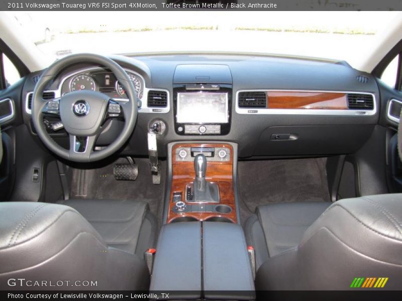 Dashboard of 2011 Touareg VR6 FSI Sport 4XMotion