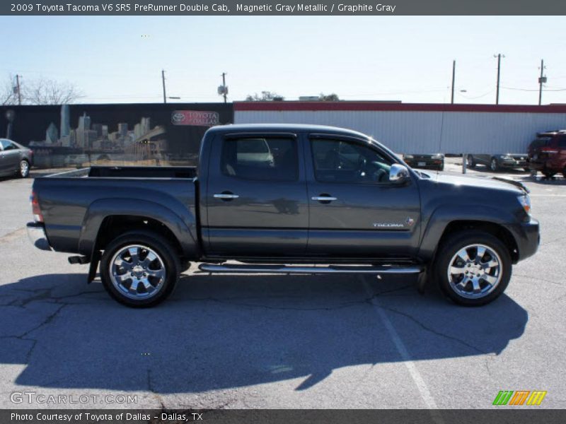 Magnetic Gray Metallic / Graphite Gray 2009 Toyota Tacoma V6 SR5 PreRunner Double Cab