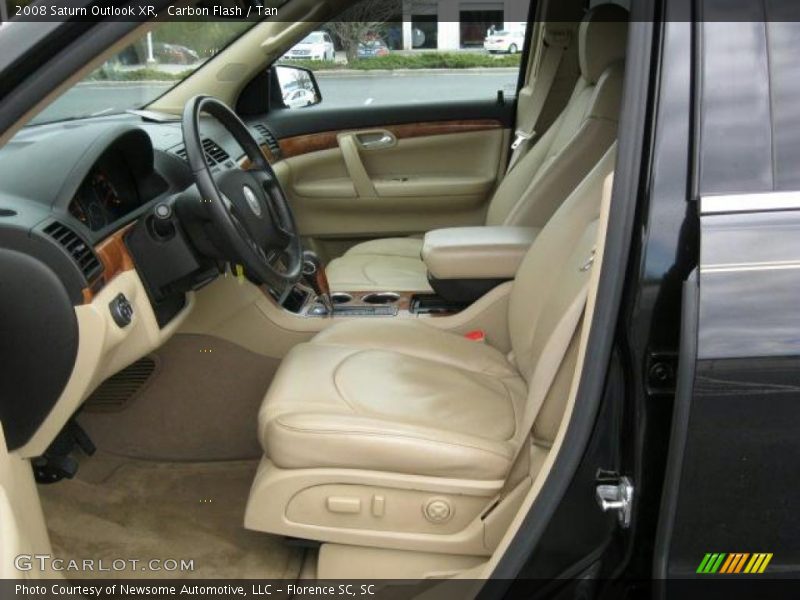  2008 Outlook XR Tan Interior