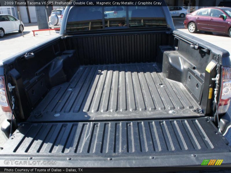 Magnetic Gray Metallic / Graphite Gray 2009 Toyota Tacoma V6 SR5 PreRunner Double Cab