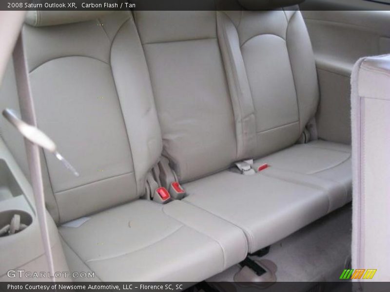 Carbon Flash / Tan 2008 Saturn Outlook XR