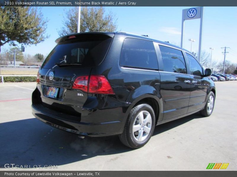 Nocturne Black Metallic / Aero Gray 2010 Volkswagen Routan SEL Premium