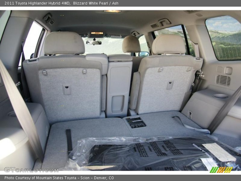 Blizzard White Pearl / Ash 2011 Toyota Highlander Hybrid 4WD