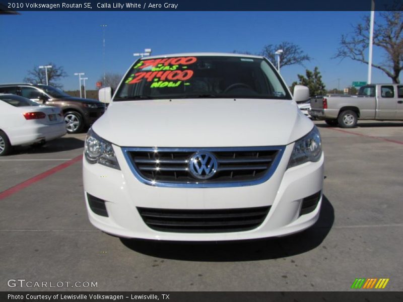 Calla Lilly White / Aero Gray 2010 Volkswagen Routan SE