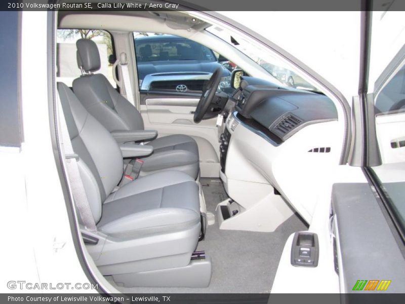 Calla Lilly White / Aero Gray 2010 Volkswagen Routan SE
