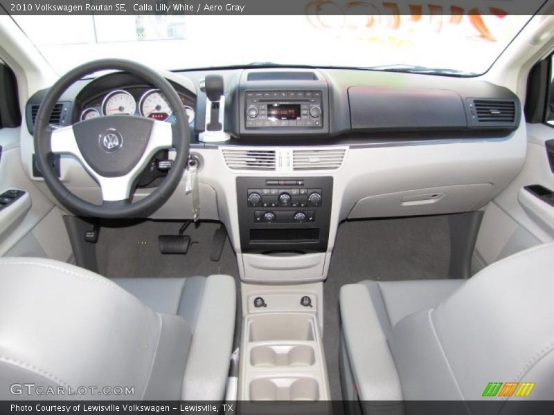 Calla Lilly White / Aero Gray 2010 Volkswagen Routan SE