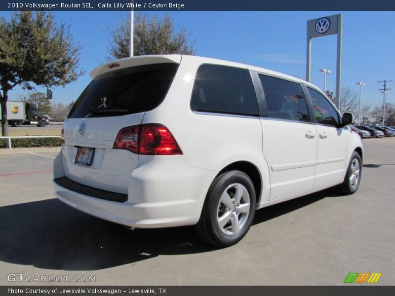 Calla Lilly White / Ceylon Beige 2010 Volkswagen Routan SEL