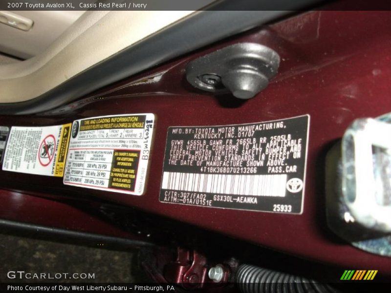 Cassis Red Pearl / Ivory 2007 Toyota Avalon XL