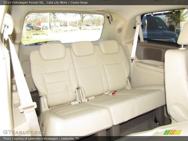 Calla Lilly White / Ceylon Beige 2010 Volkswagen Routan SEL