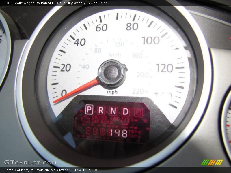 Calla Lilly White / Ceylon Beige 2010 Volkswagen Routan SEL
