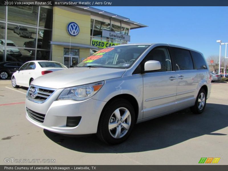 Mercury Silver Metallic / Aero Gray 2010 Volkswagen Routan SE