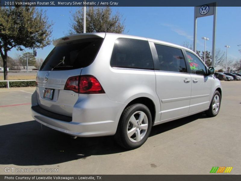 Mercury Silver Metallic / Aero Gray 2010 Volkswagen Routan SE