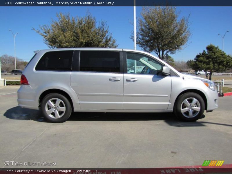 Mercury Silver Metallic / Aero Gray 2010 Volkswagen Routan SE