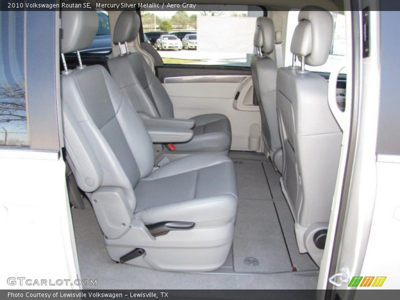 Mercury Silver Metallic / Aero Gray 2010 Volkswagen Routan SE