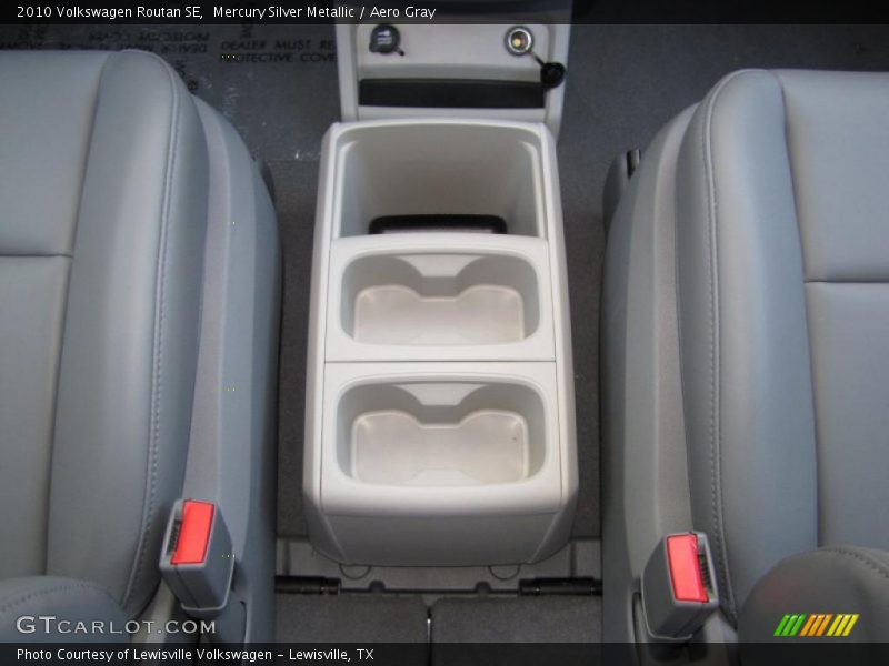 Mercury Silver Metallic / Aero Gray 2010 Volkswagen Routan SE