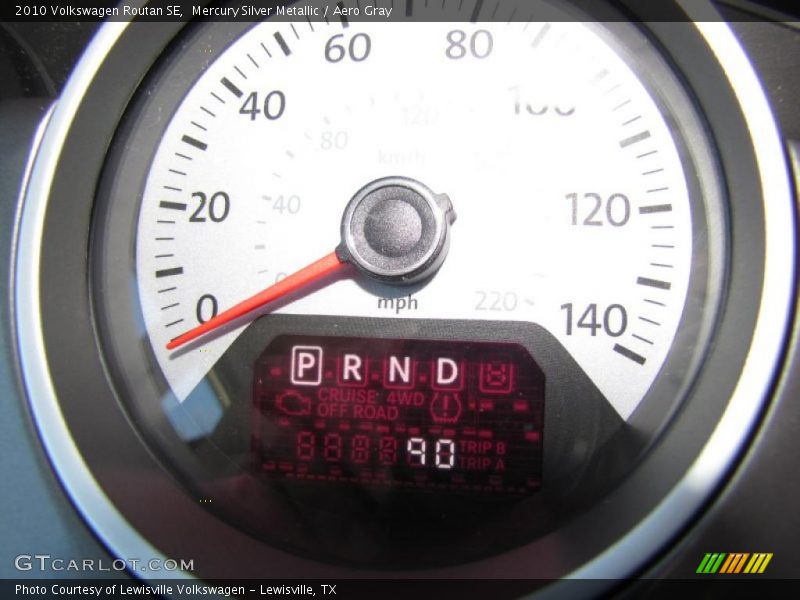 Mercury Silver Metallic / Aero Gray 2010 Volkswagen Routan SE