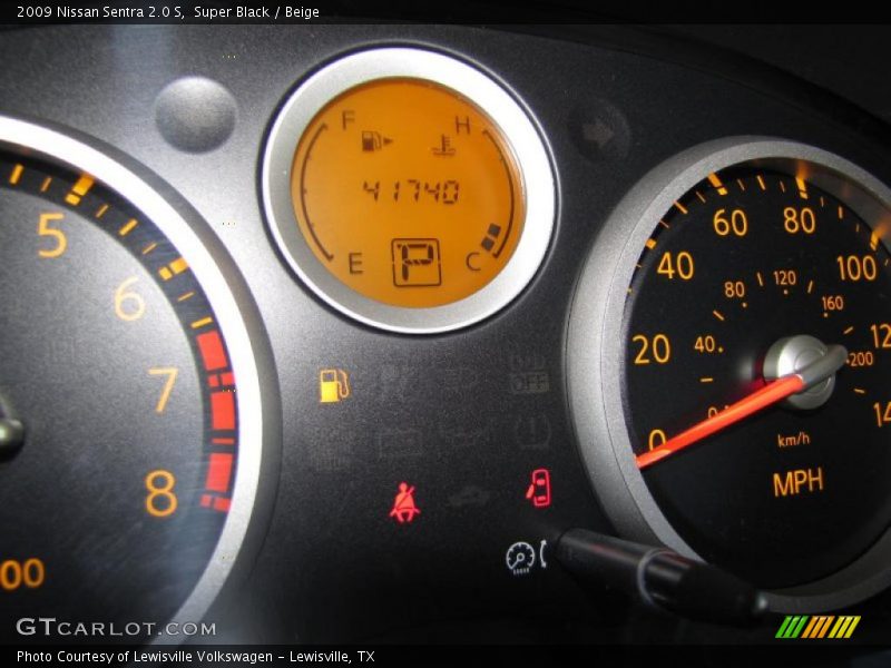 Super Black / Beige 2009 Nissan Sentra 2.0 S