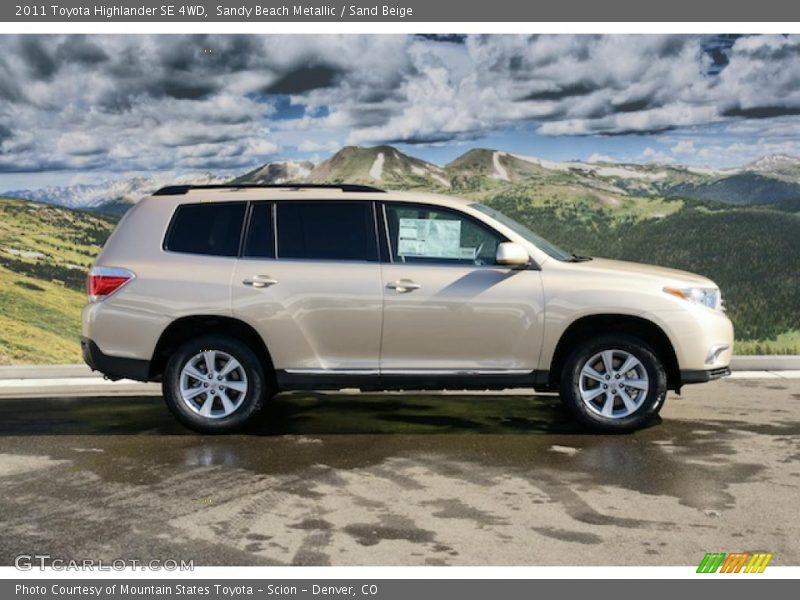 Sandy Beach Metallic / Sand Beige 2011 Toyota Highlander SE 4WD