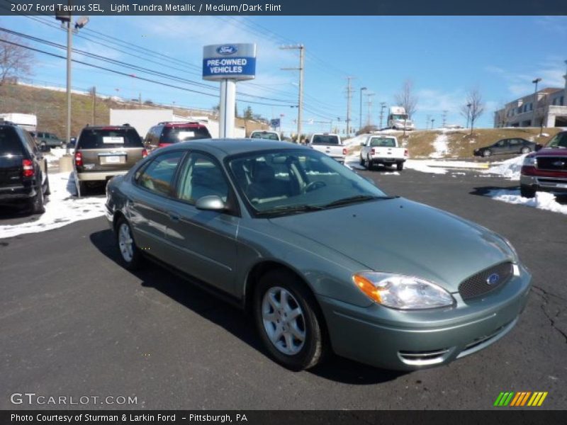 Light Tundra Metallic / Medium/Dark Flint 2007 Ford Taurus SEL