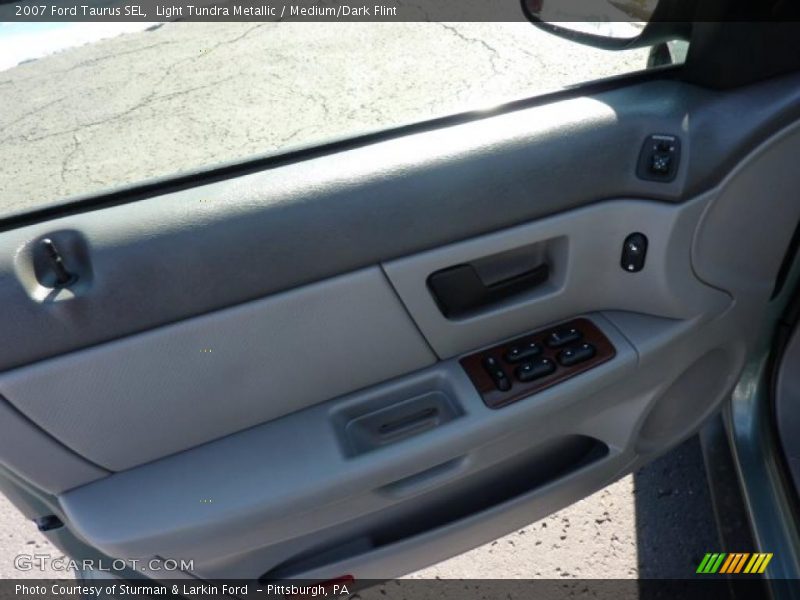 Light Tundra Metallic / Medium/Dark Flint 2007 Ford Taurus SEL