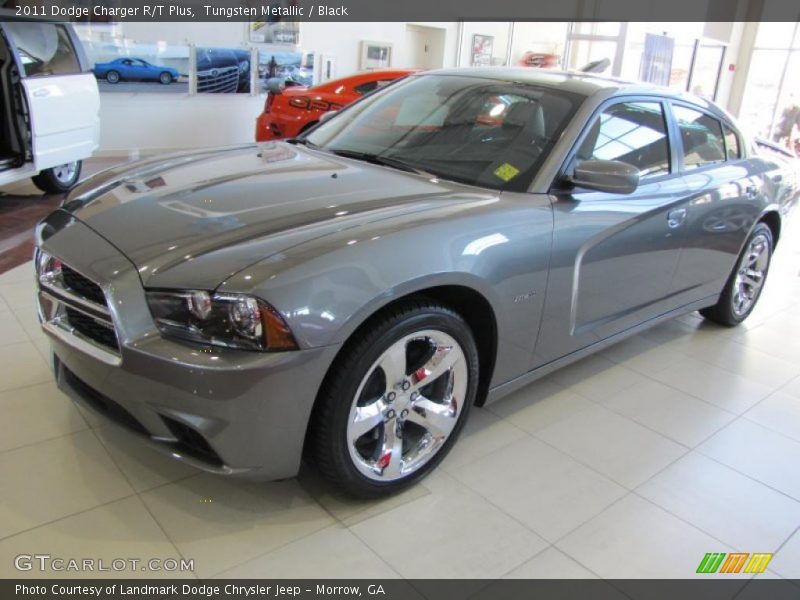 Front 3/4 View of 2011 Charger R/T Plus