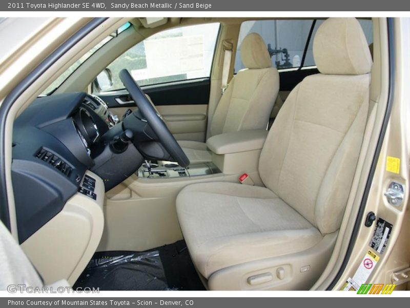 Sandy Beach Metallic / Sand Beige 2011 Toyota Highlander SE 4WD