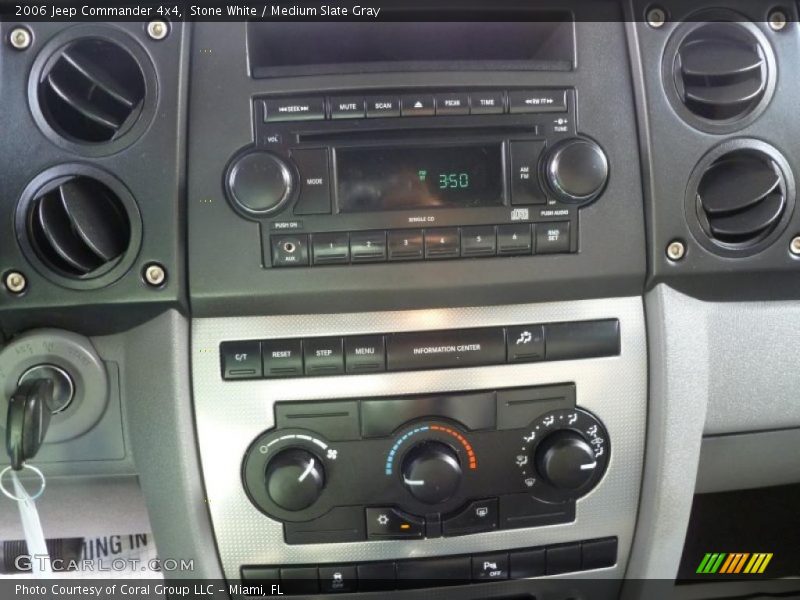 Stone White / Medium Slate Gray 2006 Jeep Commander 4x4