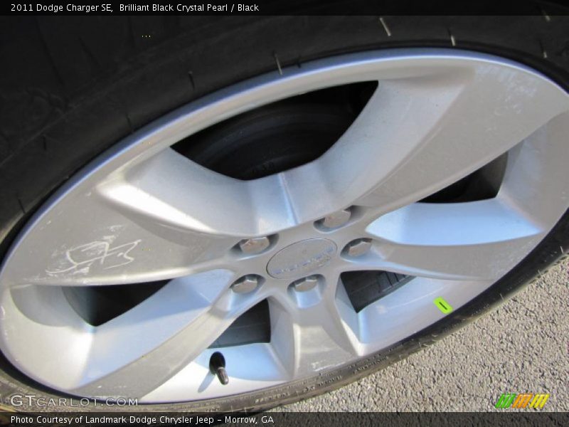Brilliant Black Crystal Pearl / Black 2011 Dodge Charger SE
