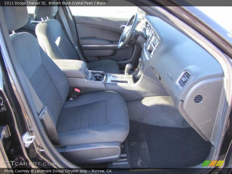 Brilliant Black Crystal Pearl / Black 2011 Dodge Charger SE