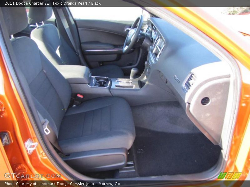  2011 Charger SE Black Interior